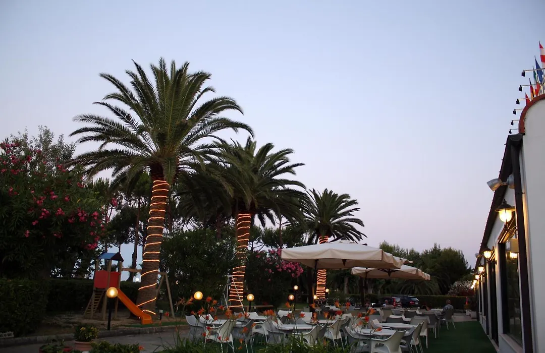 Hotel San Remo - All Inclusive - Fronte Mare - Spiaggia Privata-1